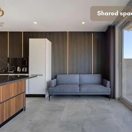 Urban 19 Residences The Signature * Birkirkara